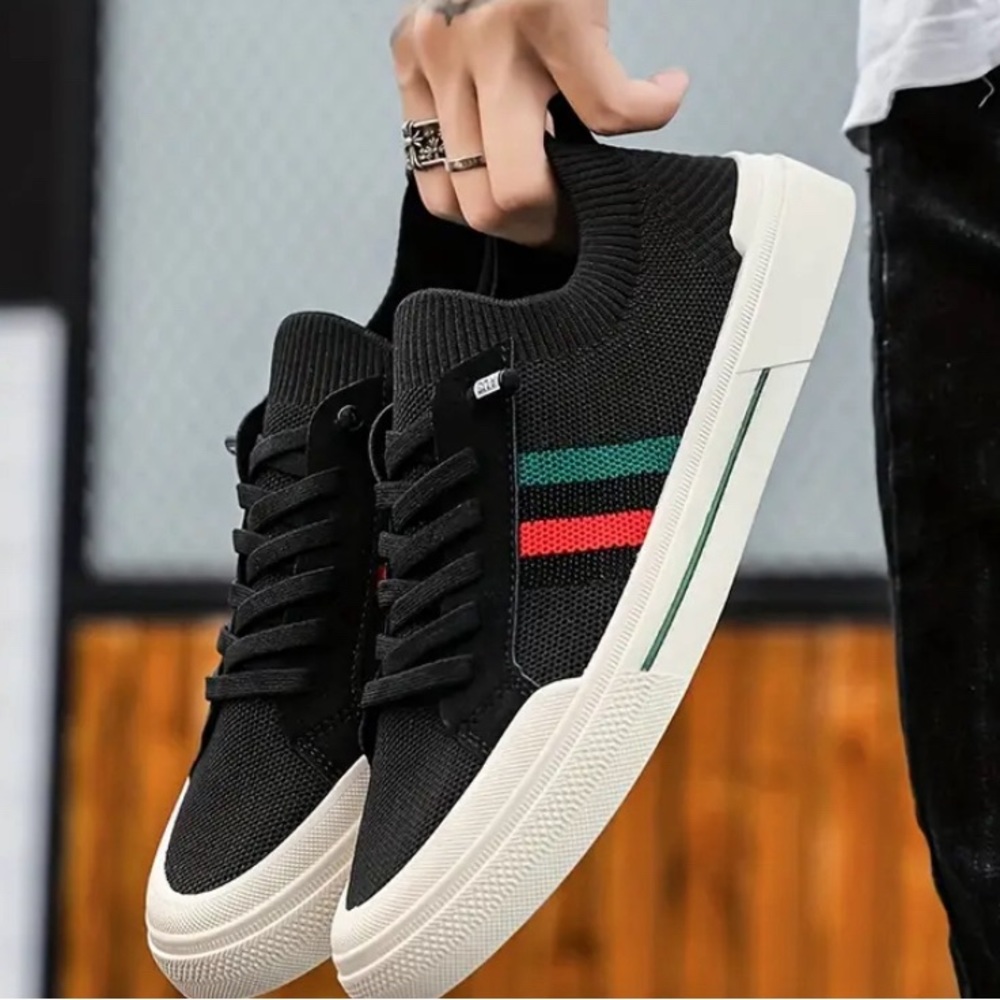 Breathable Non-Slip Skate Shoes for Men - Retro Style with Canvas Uppers ideal